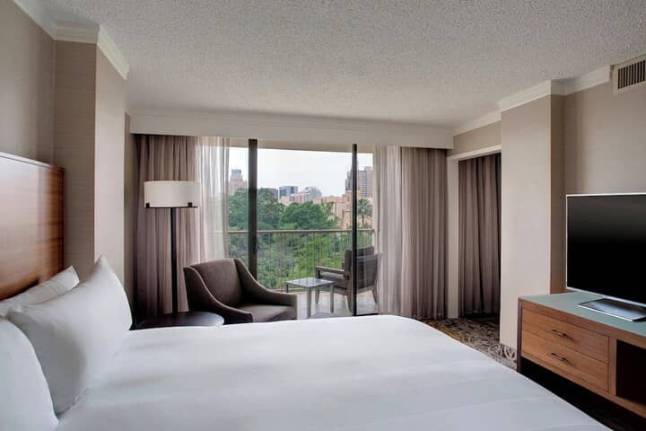 Room 12 of 48