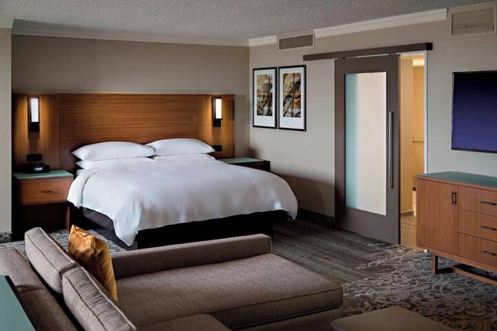 Room 14 of 48