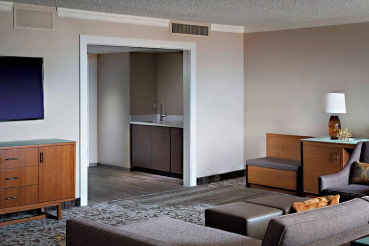 Room 8 of 48